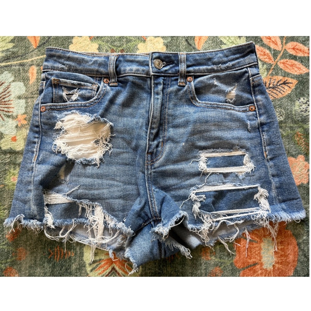 American Eagle Mom Shorts Womens 6 Distressed High Rise Stretch Denim Raw Hem